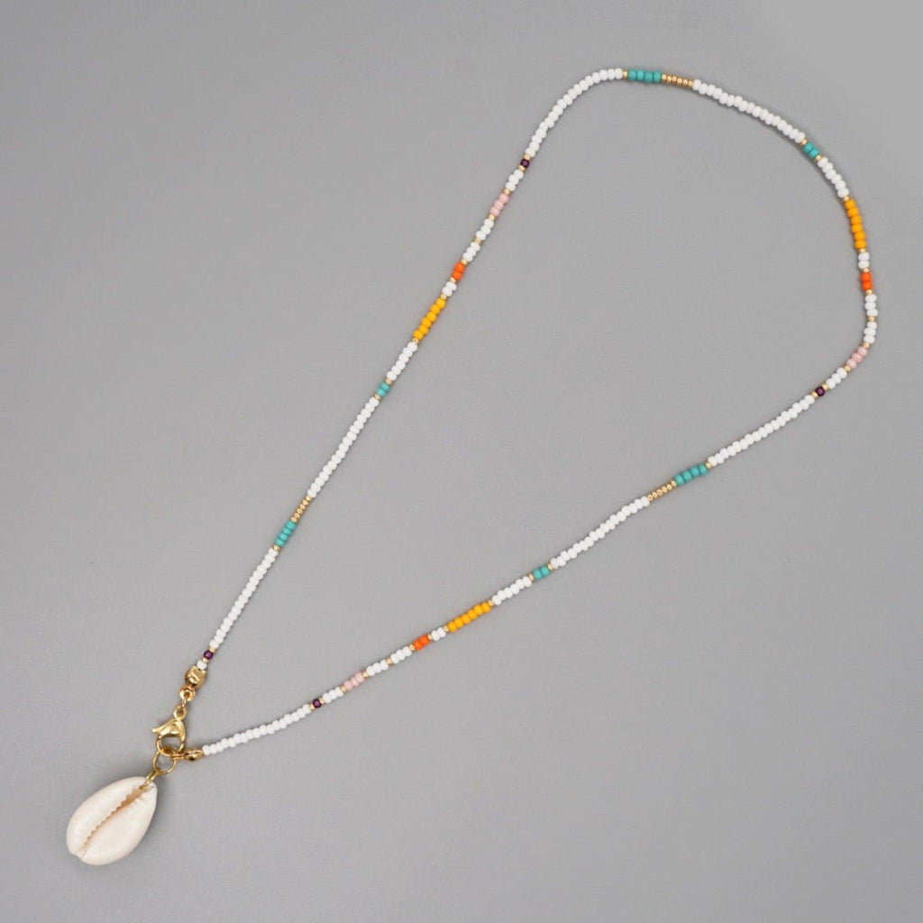 KAWAI Jewellery - Beaded Necklaces: Seashell Pendant
